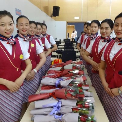 聆听花开的声音——礼仪学校实习动员暨专业汇报演出邀请函